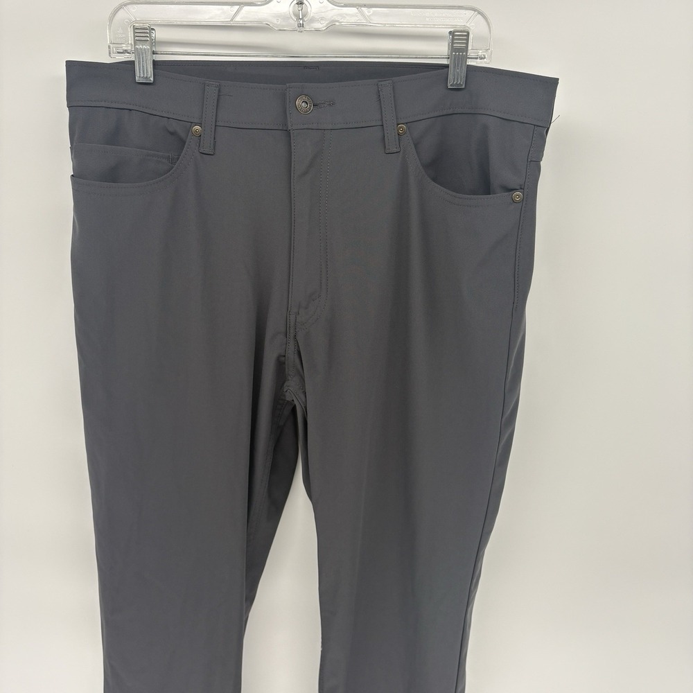 Levis 511 Slim Fit Straight Leg Gray Athletic Chino Performance Pants  Men 36X31 - Picture 2 of 10
